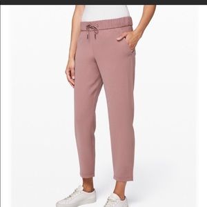 NWOT Lululemon On the Fly 7/8 Pant *Woven